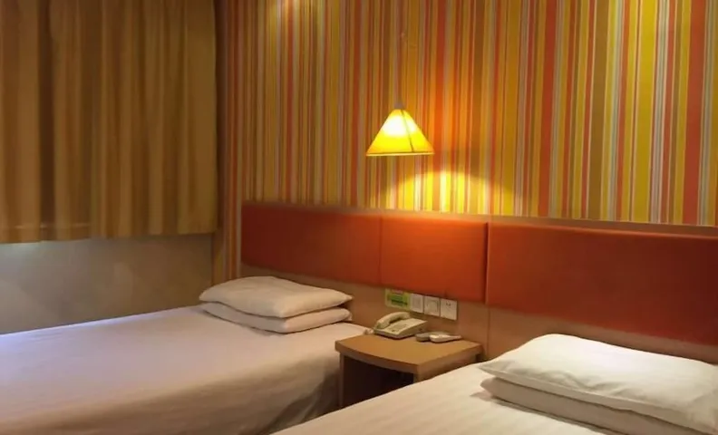 Hemei Rujia Express Hotel
