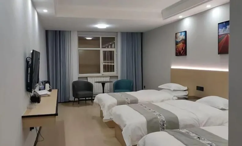 Balikun Hancheng Hotel