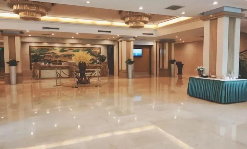 East Hotel