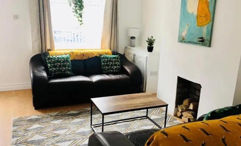 Cosy House, Lisburn Road