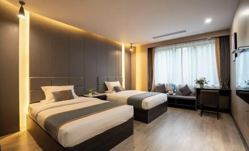 Siji Xiaozhu Hotel