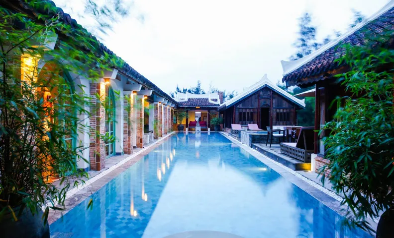 Villa Louise Hue Beach Hotel