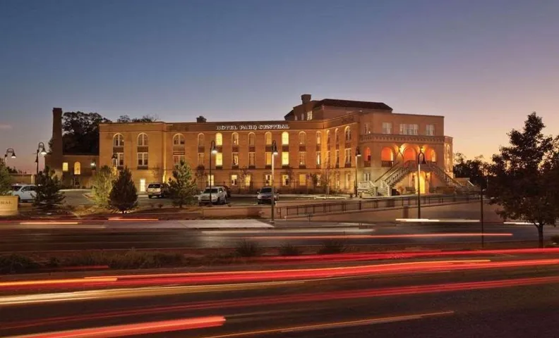 Hotel Parq Central Albuquerque