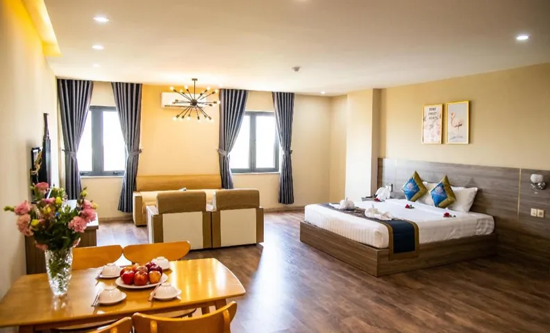 LA MIA HOTEL
