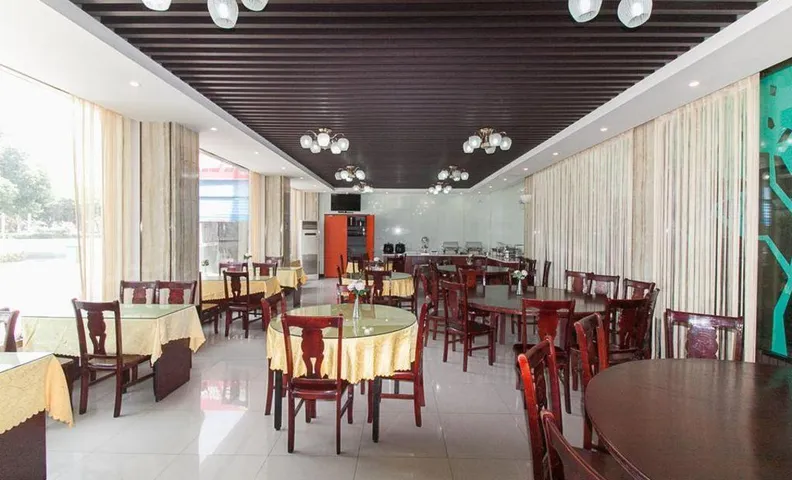 Dongfang Fengyun Hotel (Huishan Qianqiao)