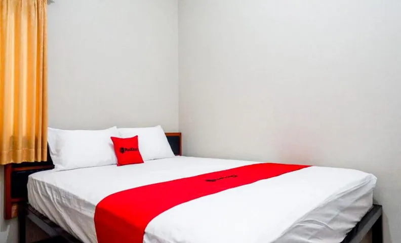 RedDoorz near Kampus UMP Purwokerto 2