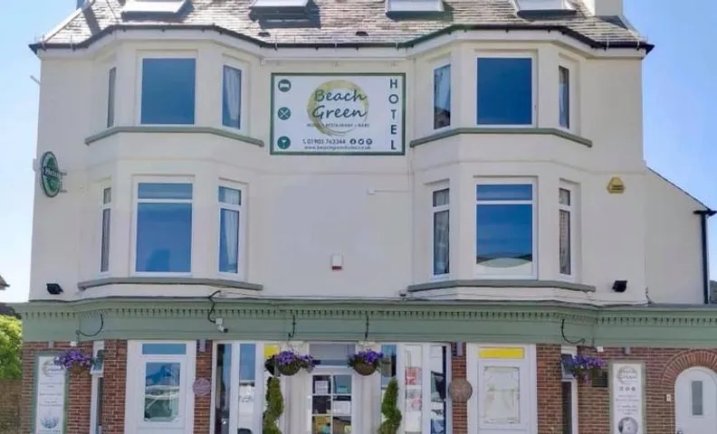 Beach Green Hotel