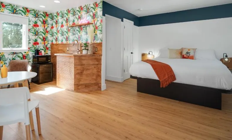 Birches Motel
