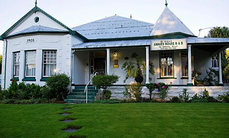 Annies House