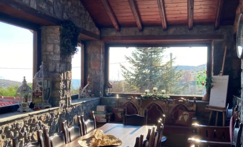 Blessings Chalet στον Παλαιό Άγιο Αθανάσιο με Τζάκι, Barbeque, μεγάλη αυλή και υπέροχη θέα