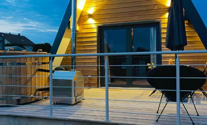 Lady Tipi 3 avec bain nordique et piscine