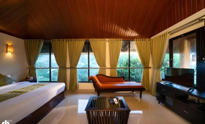 Kuruva Isles Jungle Resort Wayanad