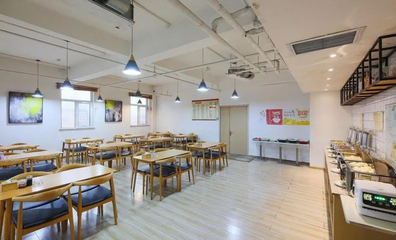 Dorsett Lanbao Hotel