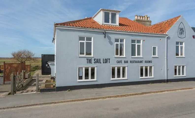 더 세일 로프트