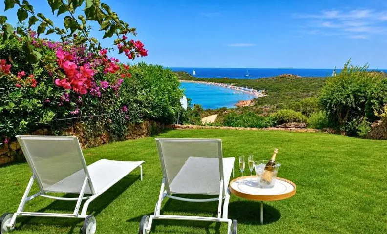 Panoramic sea view - Exclusive Home with garden - by Domorent