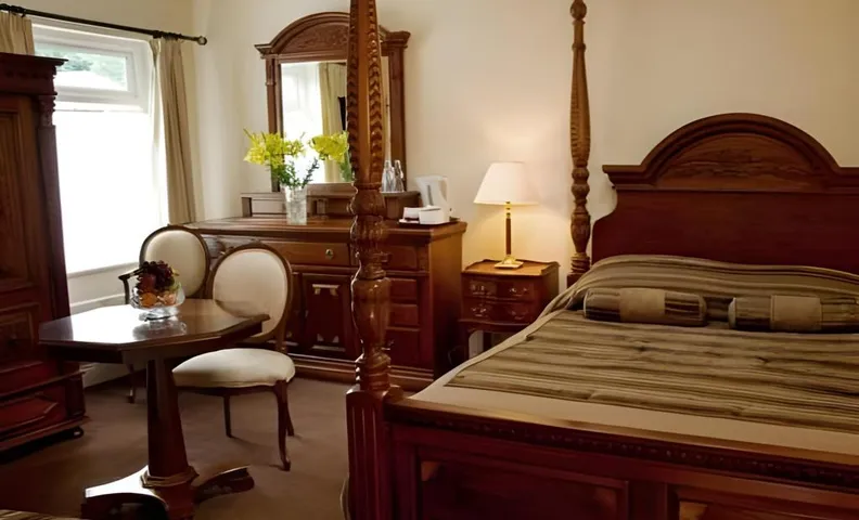 Mills Inn