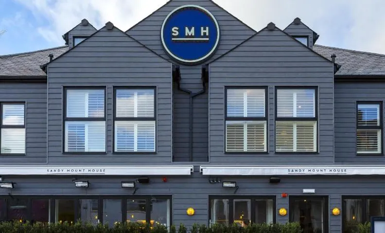Sandy Mount House