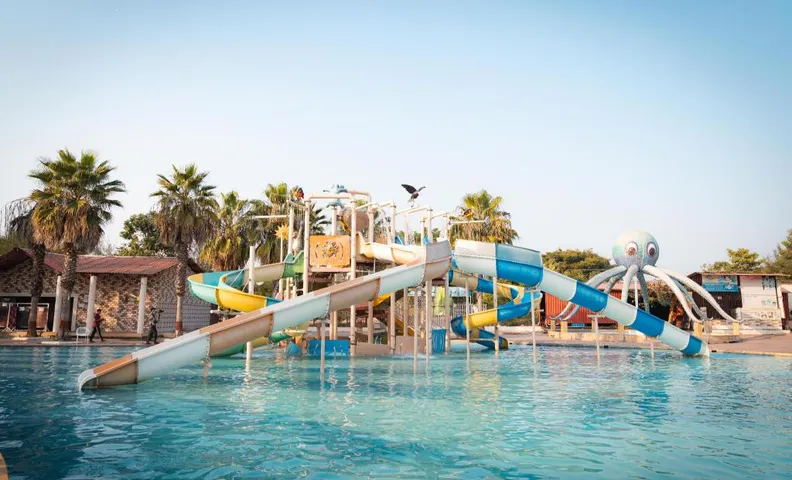 Funplanet Resort and Waterpark