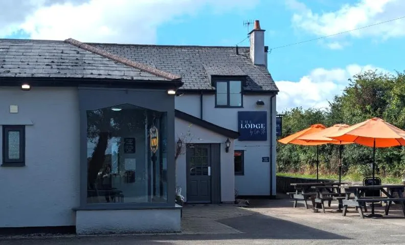The Lodge by Cefn Tilla