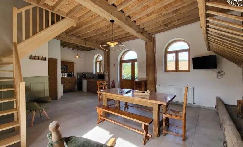Chambre d'hôtes au coeur de la Ferme de la Porte en Aix pour 2