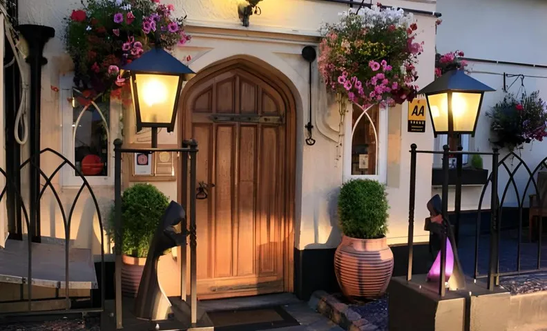 The Salty Monk Bed & Breakfast