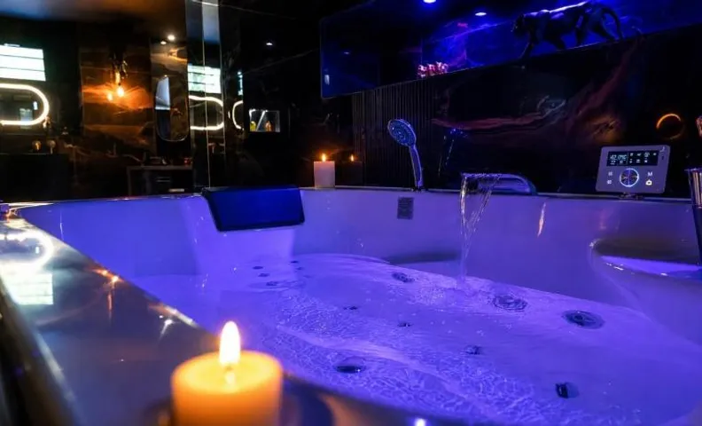 Baobab Logement Atypique avec jacuzzi privé