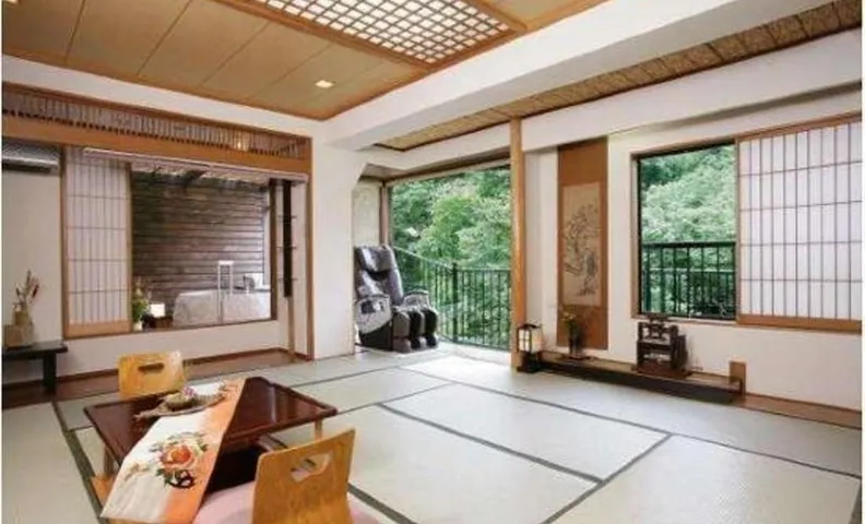 Araki Kousen Ryokan (Japanese-Style Hotel)