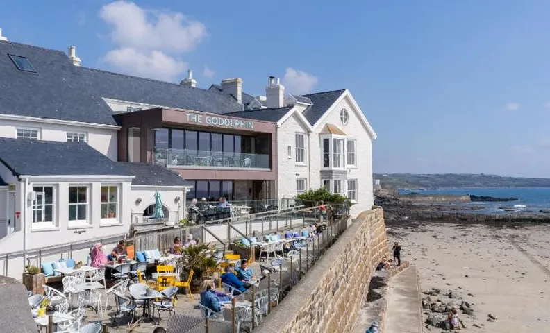 The Godolphin Hotel