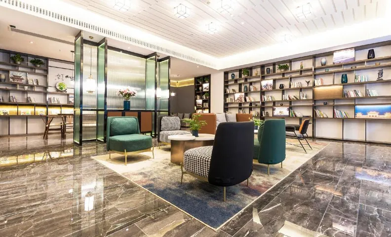 Atour Hotel Luoyang Longmen Station Municipal Government Branch