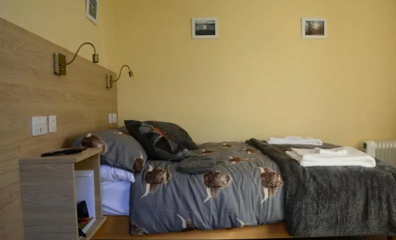 Room at the Back, 2 George Street