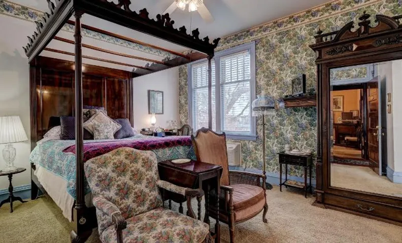 Grandison Inn