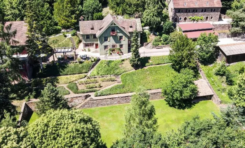 la maison oubliée