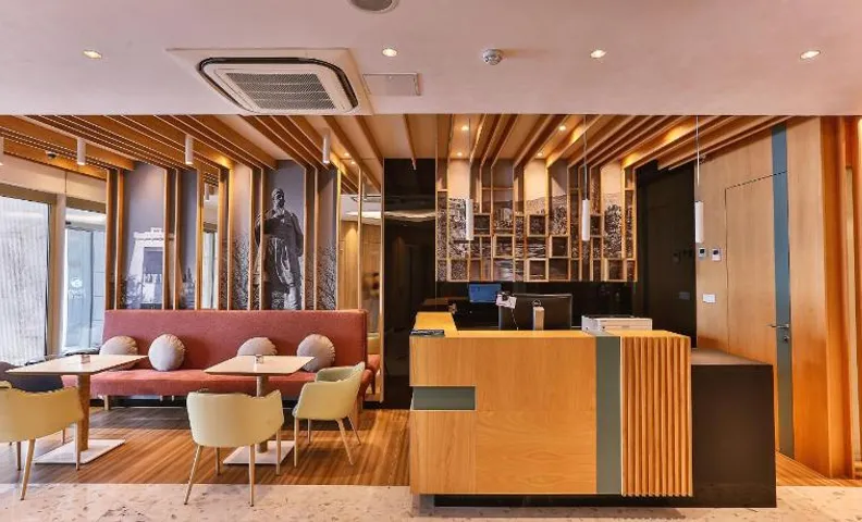 Carine Hotel Centar