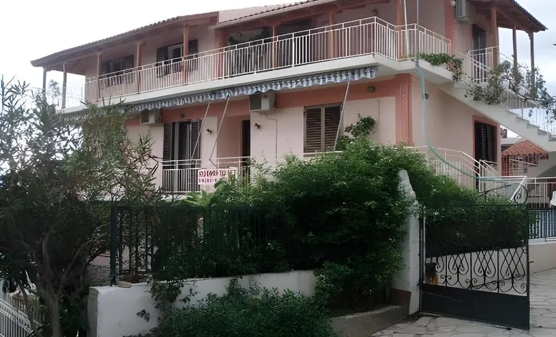 Maria Apartments