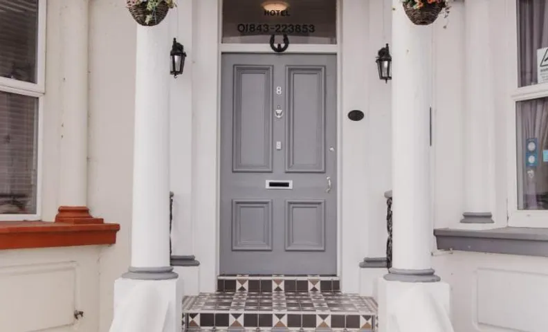 Sherwood Hotel