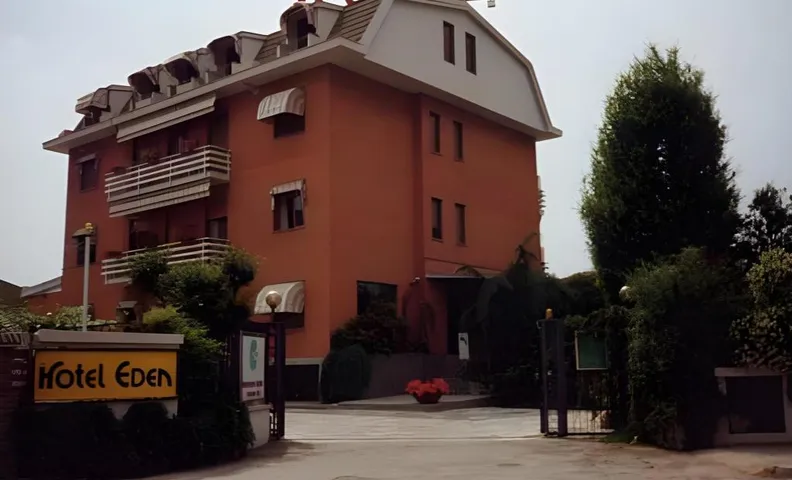 Hotel Eden