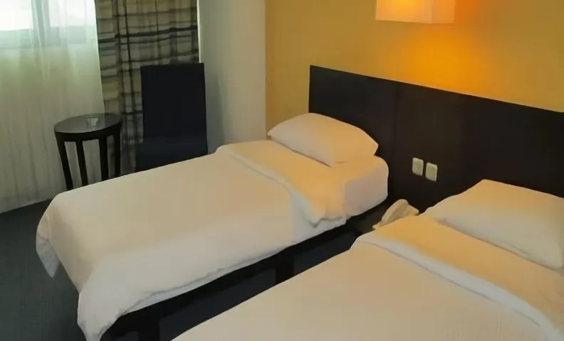 Grand Mahkota Hotel
