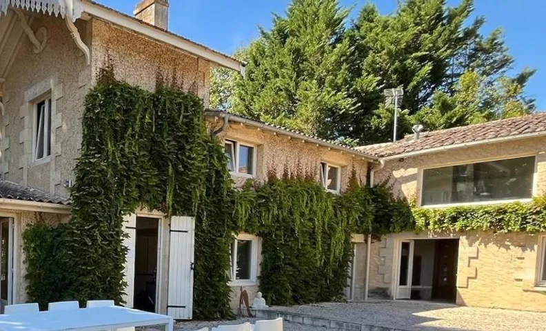 Refuge Luxe - Boutique Guesthouse (Adults only - Gay-friendly)