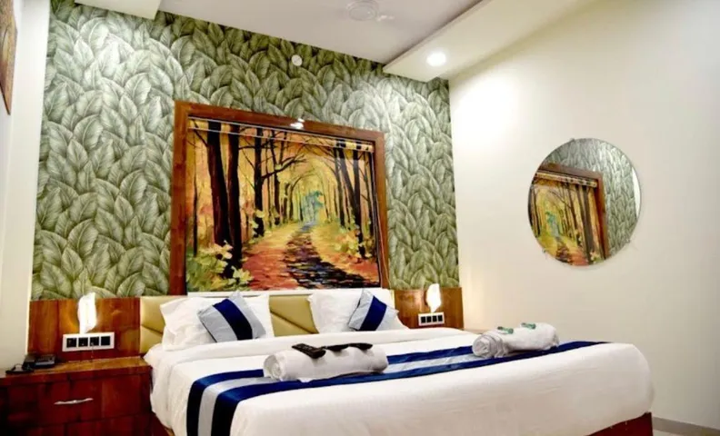 HOTEL GREENWAY