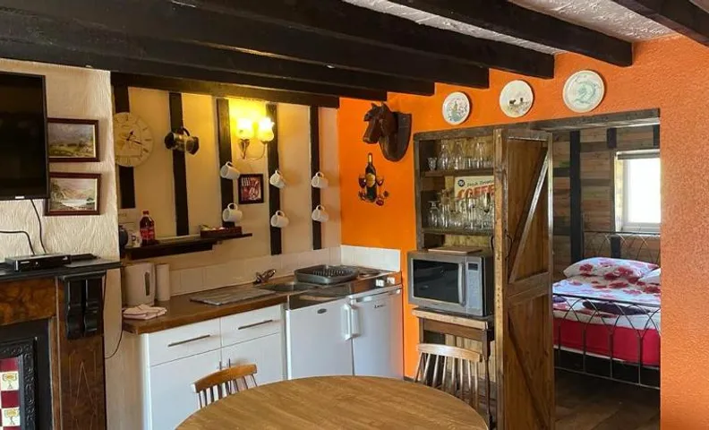 Yarm cottages byre/paddock