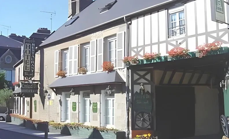 Logis Hotel Restaurant de La Croix d'Or-Avranches