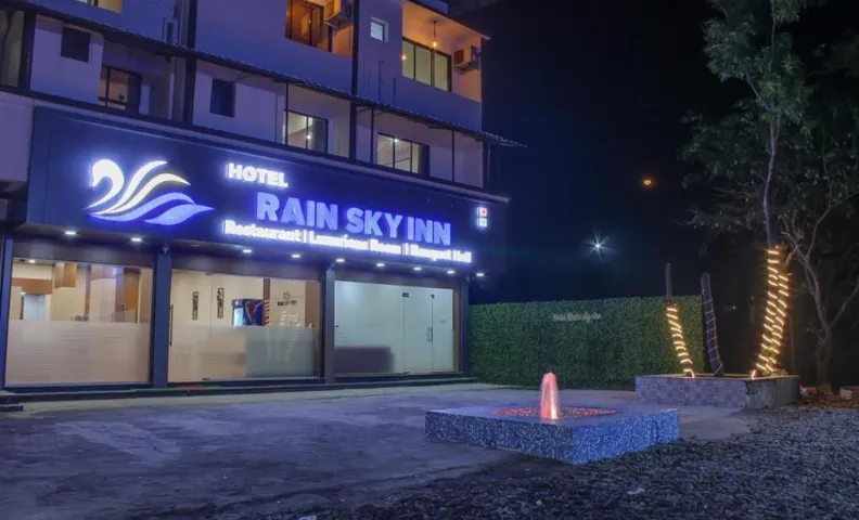 hotel rain sky inn