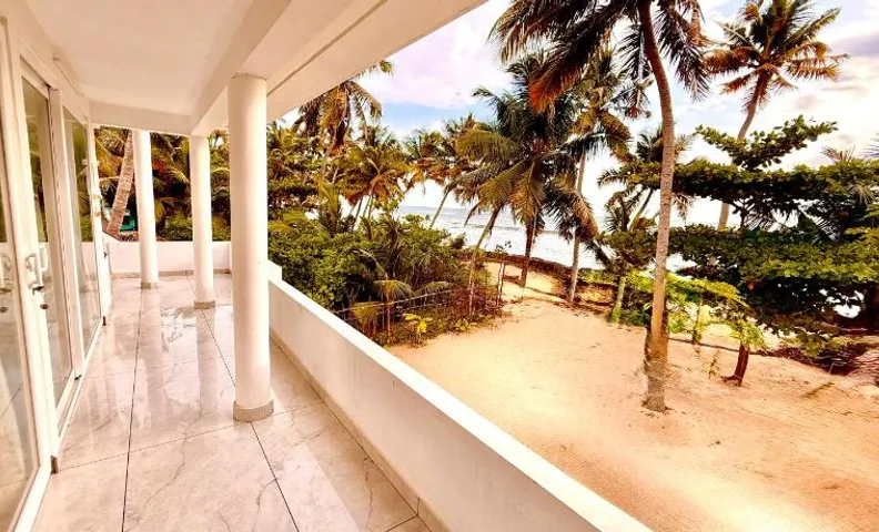 Elkanah Aelyn Beach Homestay