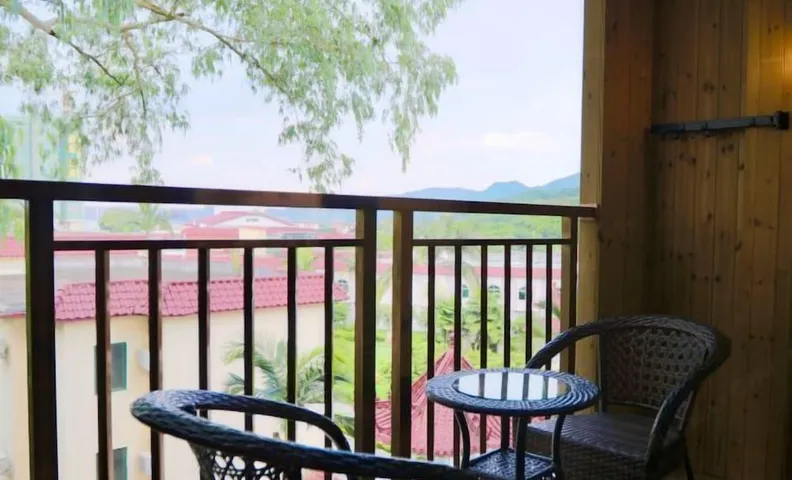 Zhenshan Hotel Resort (Zhaoqing Sihui Zhenshan Tourism Resort Area)