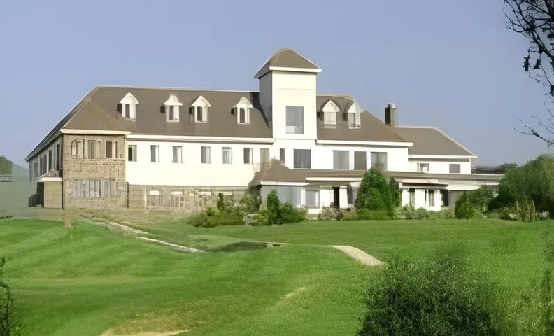 Bowood Park Hotel