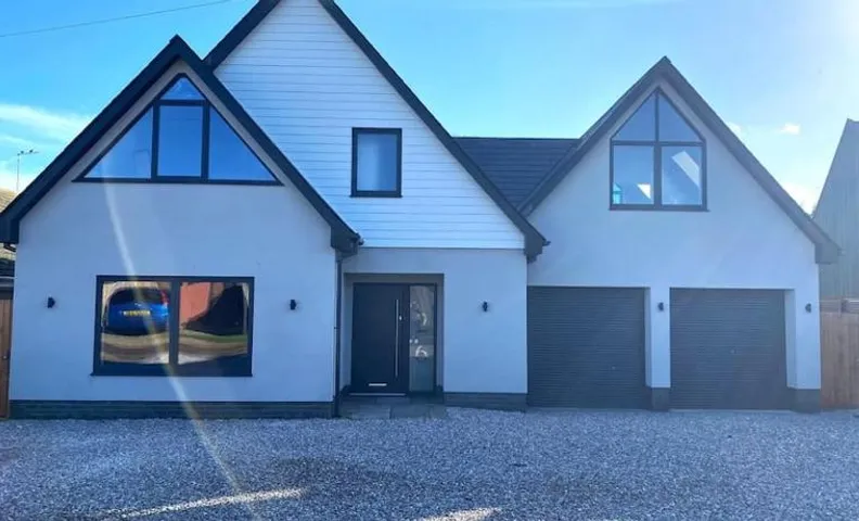 Brand New, Stunning Beachside House