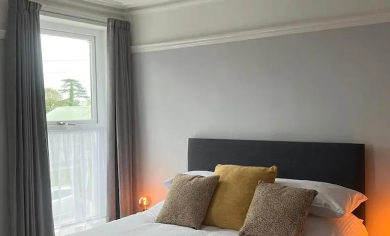 Brynhyfryd Guest House