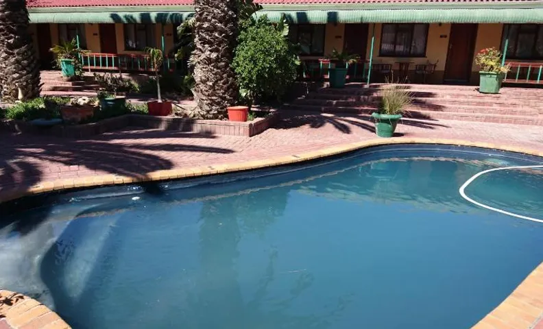 Lamberts Bay Hotel
