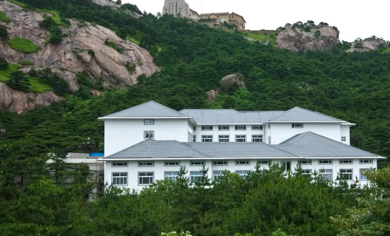 황샨 바이윤 호텔