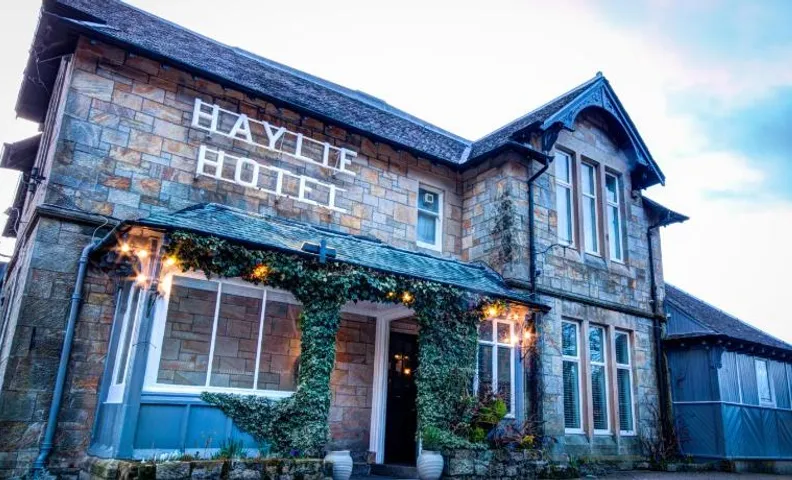 Haylie Hotel